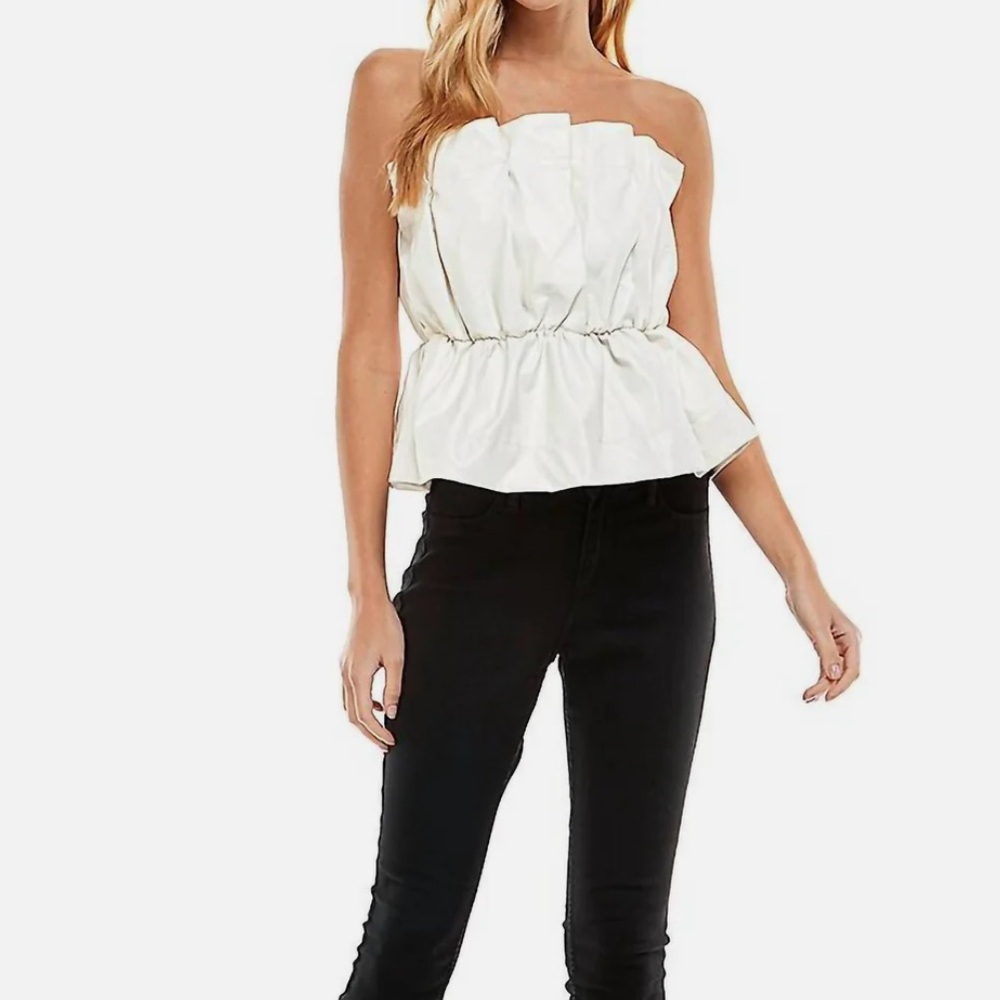 FAUX LEATHER STRAPLESS TOP